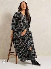 Evans Black Check Tiered Maxi Dress - Image 3 of 6
