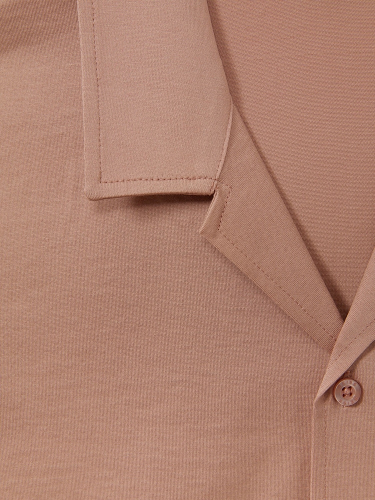 Reiss Dusty Rose Caspa Mercerised Jersey Cuban Collar Shirt - Image 4 of 4