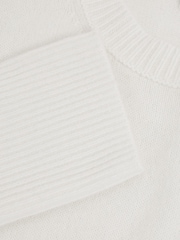 Reiss Cream Martha Wool-Cashmere Crew Neck Jumper - Image 5 of 5