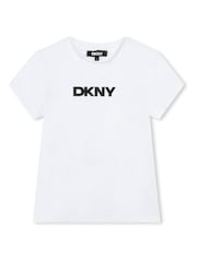 تيشرت كُم قصير مزين بشعار لون أبيض من DKNY - Image 1 of 2