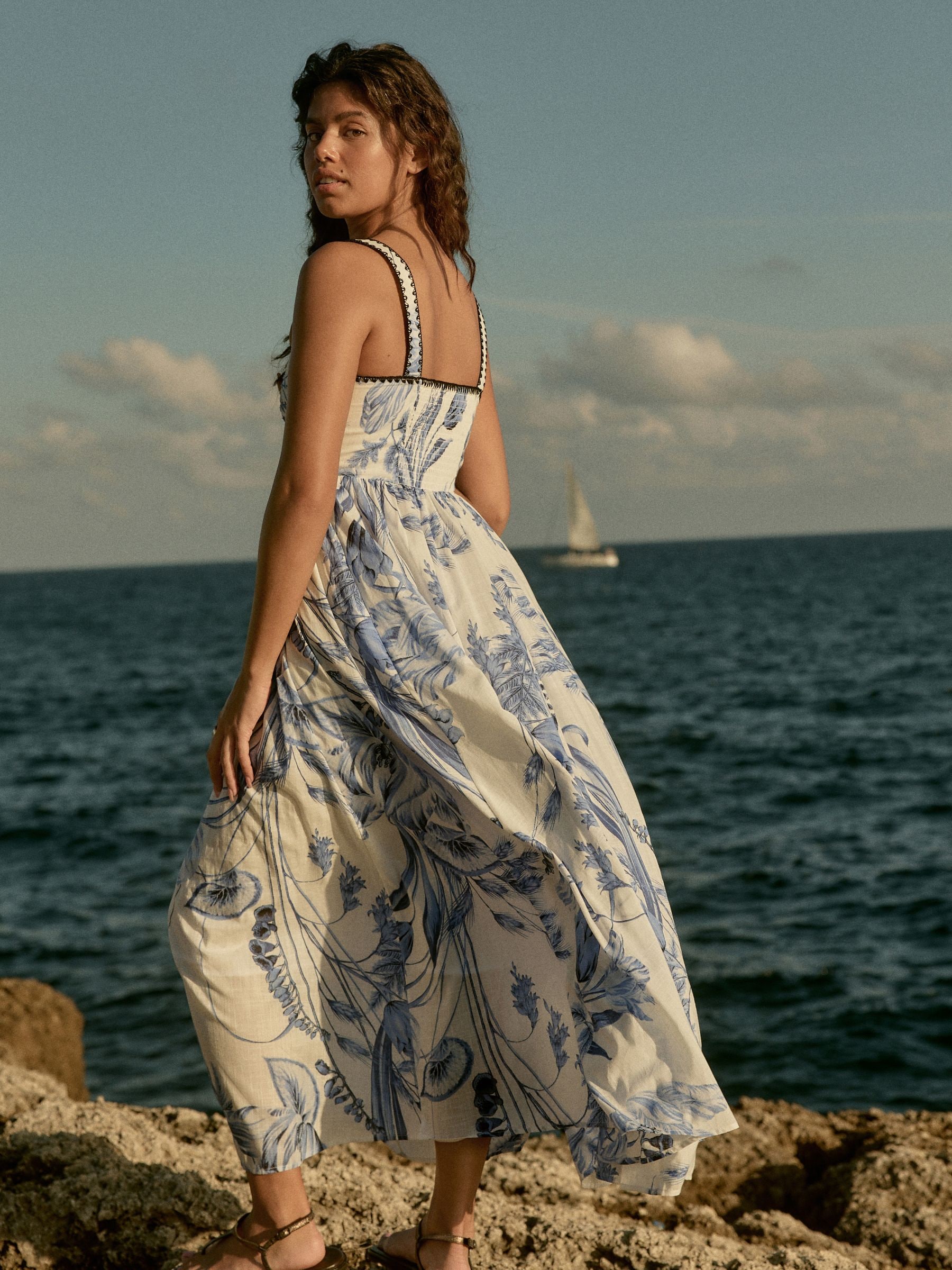 【テレビで話題】 Buy White/Blue USA Next from Dress Summer Midi 服、靴
