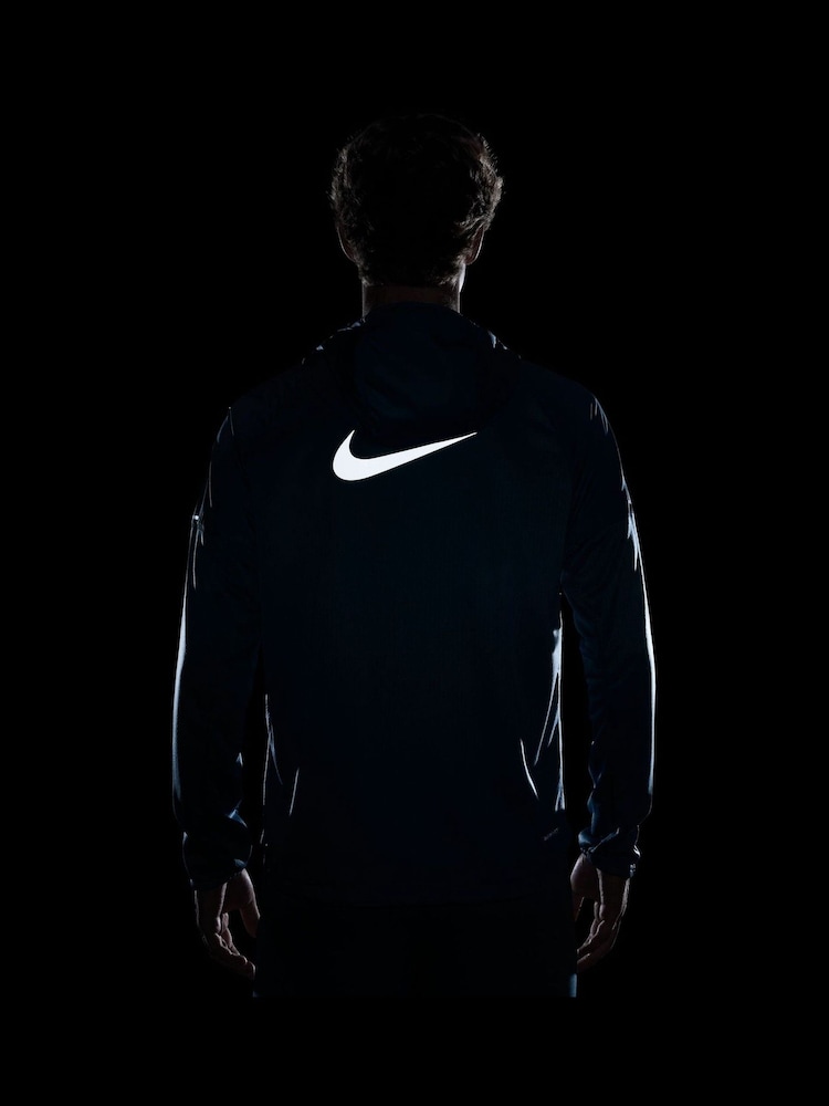 Nike Smokey Blue Therma-FIT Sphere Miler Running Jacket - Image 11 of 11