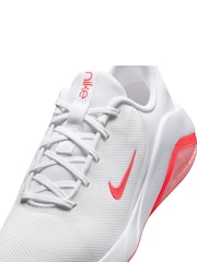 Nike White/Red Bella 7 Workout Trainers - Image 10 of 11
