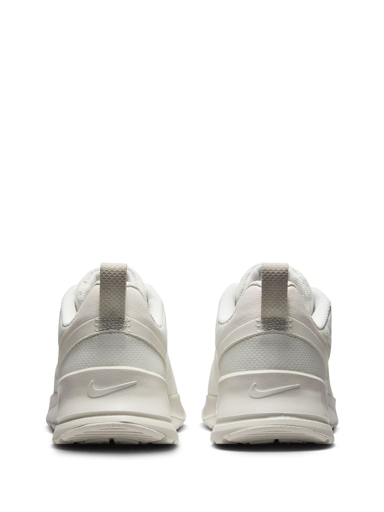 Nike White Air Max Winterised Verse Trainers - Image 9 of 9