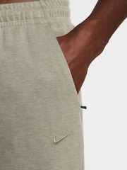 Nike Light Army Primary Dri-FIT UV Versatile Joggers - Image 4 of 10