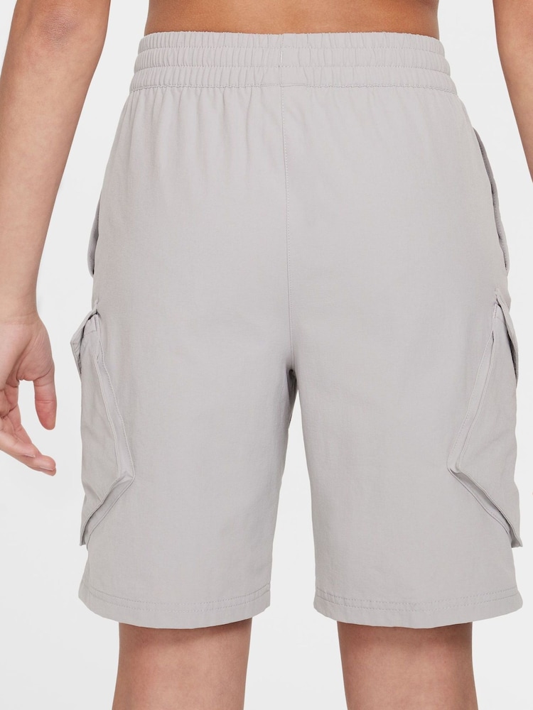 Nike College Grey Sportswear City Utility Cargo Shorts - Image 3 of 7