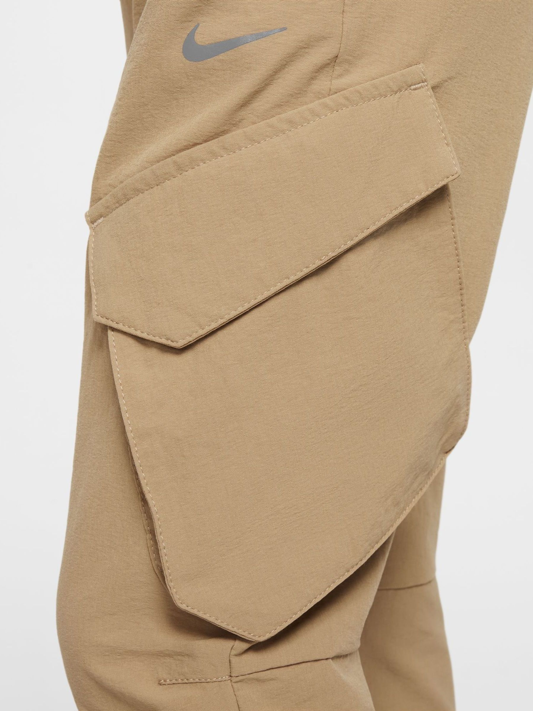 nike cargo pants beige