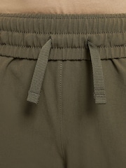 Nike Medium Olive Green Sportswear City Utility Cargo Shorts - Image 6 of 8