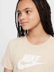 Sandrift Neurtal - Nike Cropped 100% Cotton T-Shirt - Imagen 3 de 4