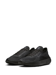 Nike Black Free RN Gym Trainers - Image 5 of 11