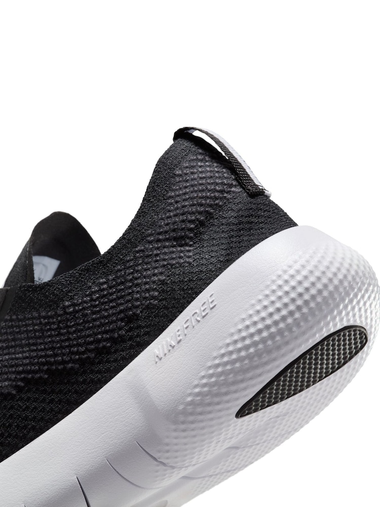 Nike Black/White Free RN Workout Trainers - Image 8 of 8