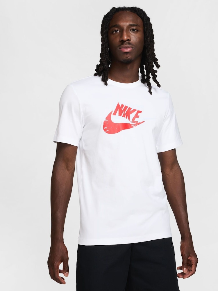 Weiß - Nike Sportswear T-Shirt - Bild 1 von 3