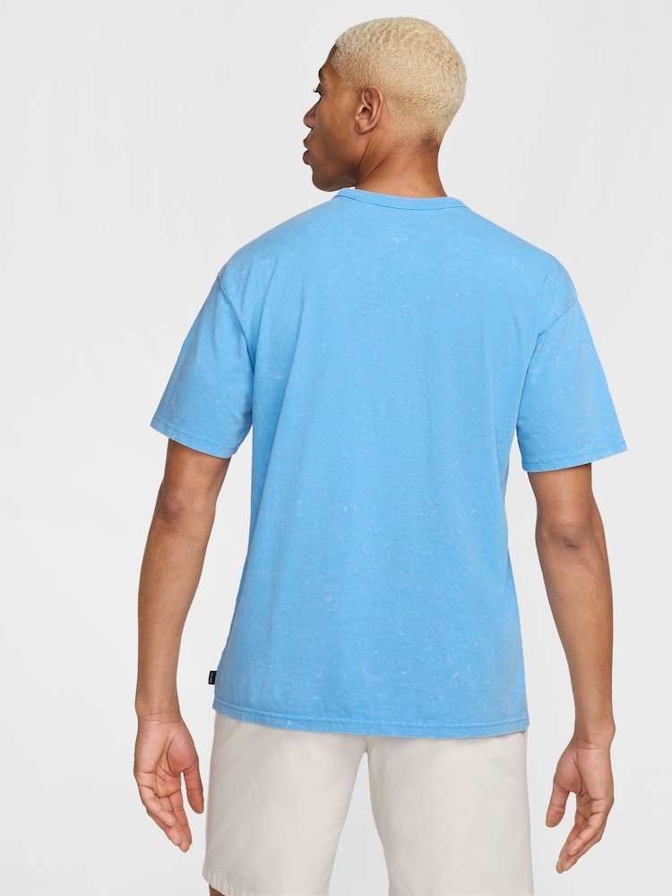 Nike University Blue Oversized Sportswear Premium T-Shirt - Image 2 of 7