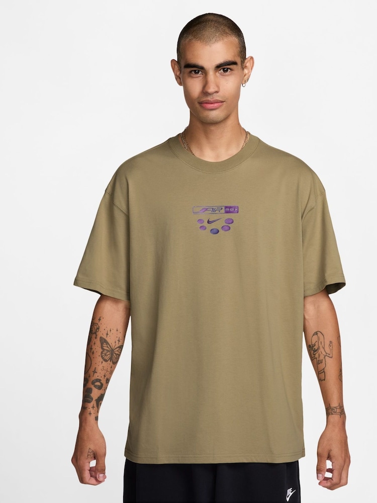 Nike Parachute Beige Sportswear Air Max Day T-Shirt - Image 1 of 3 Nike Parachute Beige Sportswear Air Max Day T-Shirt - Image 1 of 3