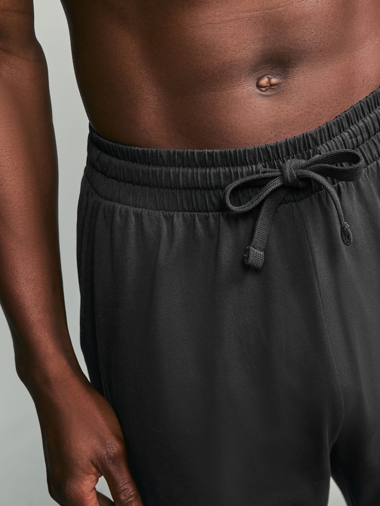Grau - Mit Bündchen - Leichte Jogginghose aus 100 % Baumwolle im 2er-Pack - Image 7 of 13