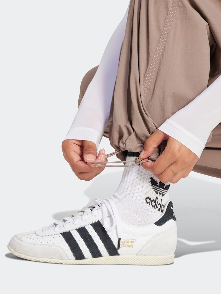 adidas Originals Brown Essential Parachute Joggers - Image 5 of 6