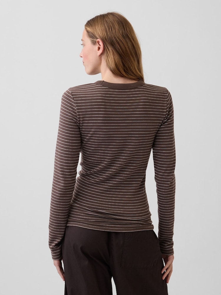 Bande brune - T-shirt Gap modern Manche longue - Image 2 de 4 Bande brune - T-shirt Gap modern Manche longue - Image 2 de 4