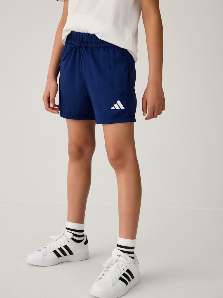 Azul - adidas Small Logo Chelsea Shorts - Imagen 1 de 5