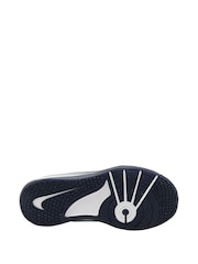 Nike Wolf Grey Blue Youth Omni Multi-Court Trainers - Image 4 of 4