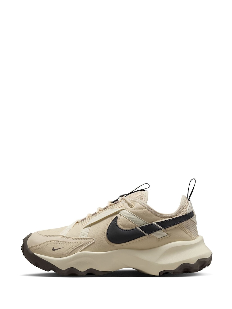 Nike Beige TC7900 Trainers - Image 2 of 11
