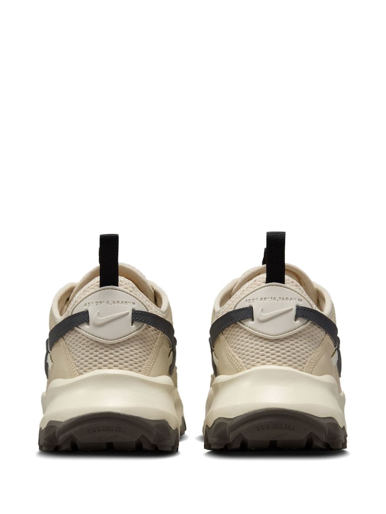 Nike Beige TC7900 Trainers - Image 6 of 11