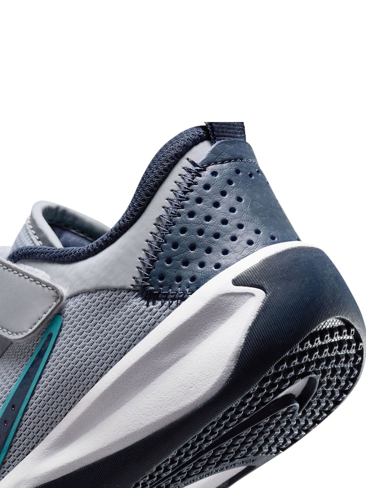 Nike Wolf Grey Blue Junior Omni Multi Court Trainers - Image 10 of 10