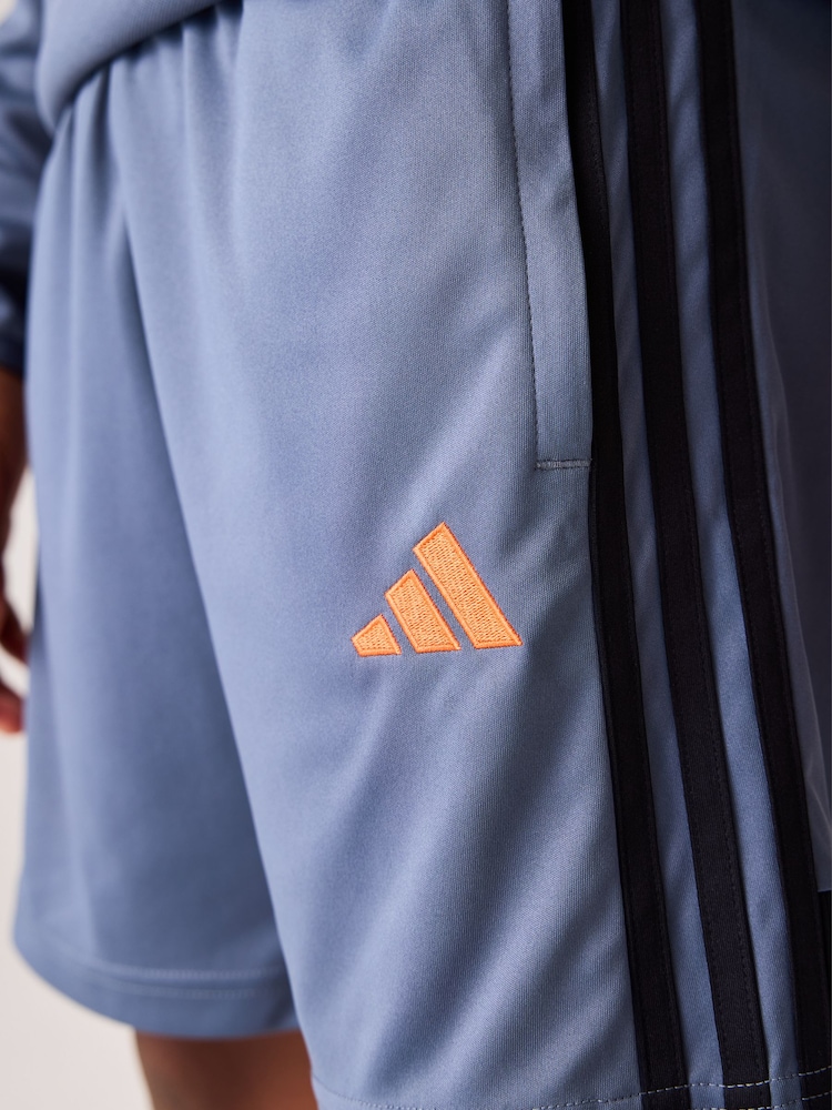 Gris - Pantalones cortos Tiro Essentials de adidas - Imagen 5 de 5
