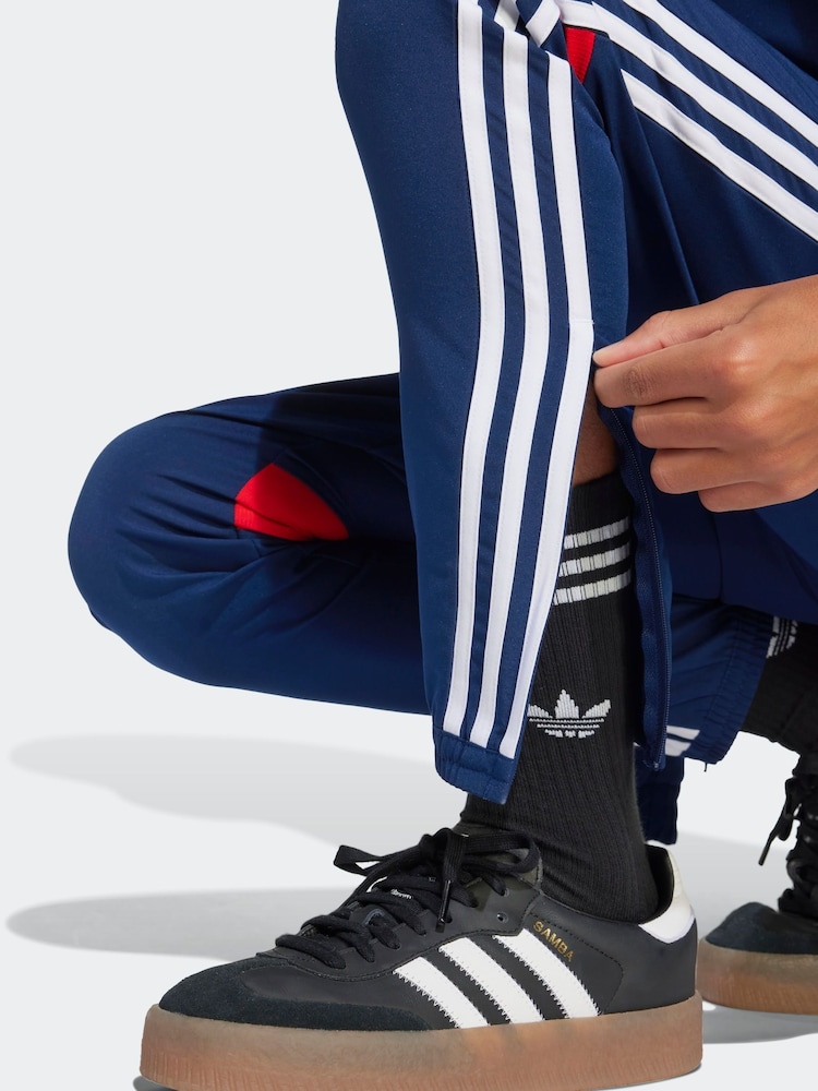 Blauw - adidas Tiro Essentials Woven Joggers - Image 5 of 6