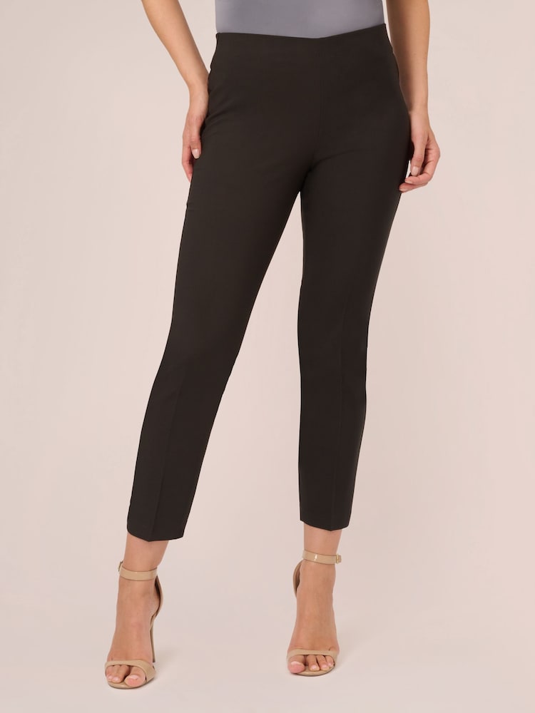 Adrianna Papell Solid Bi-Stretch Pull-On Black Trousers - صورة 1 من 6
