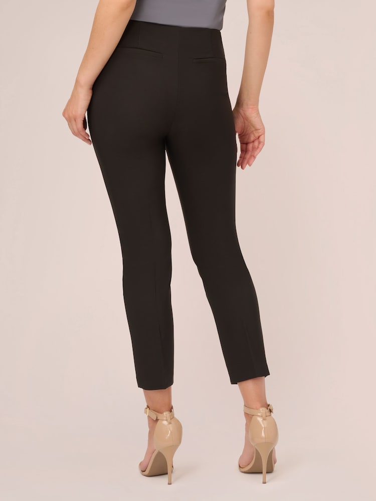 Adrianna Papell Solid Bi-Stretch Pull-On Black Trousers - صورة 2 من 6