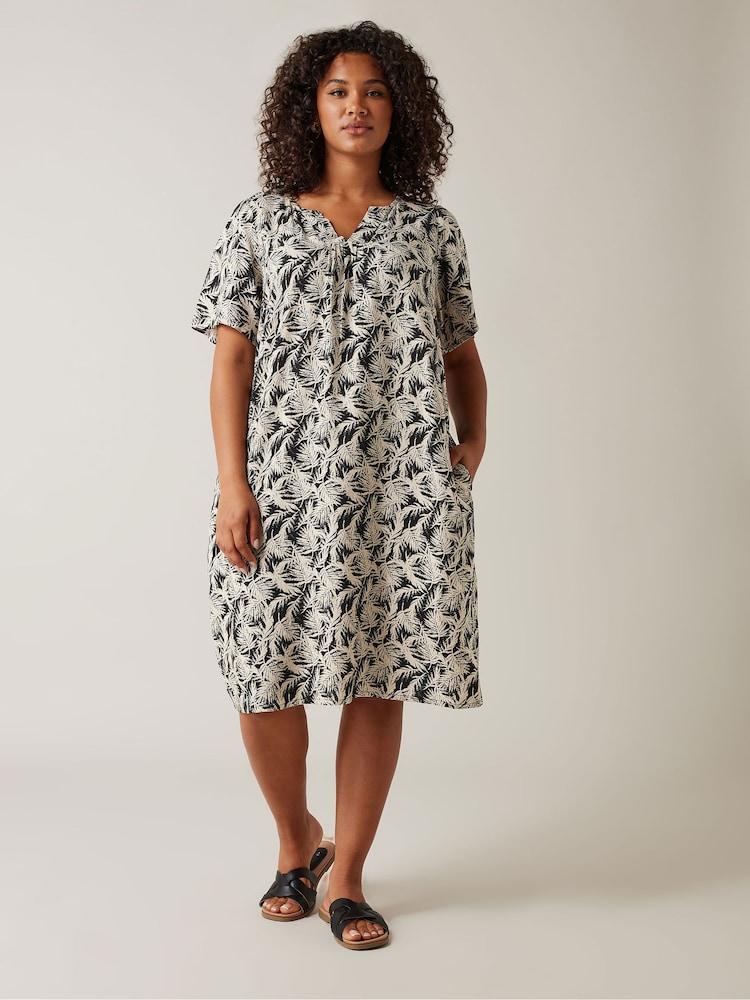 Evans Curve Tropical Print Linen Dress - Image 2 of 5