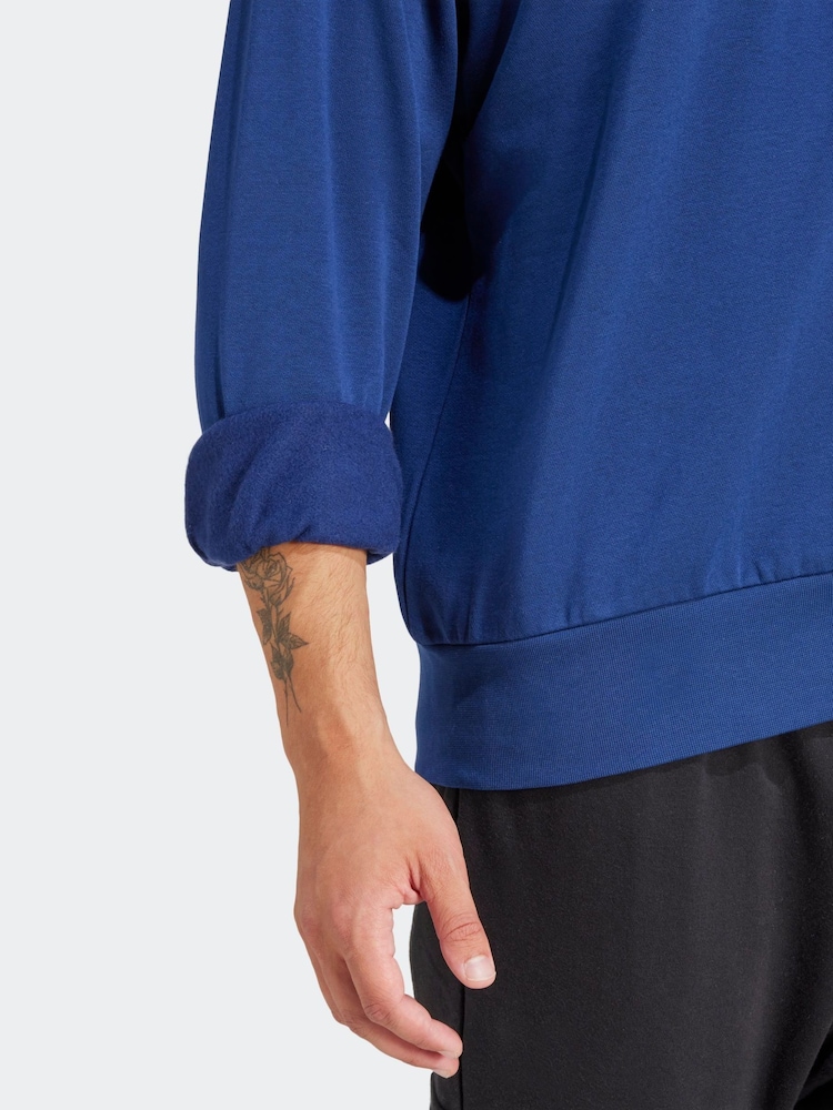 Синій - adidas Essentials Feelcozy Fleece світшот - Image 13 of 14