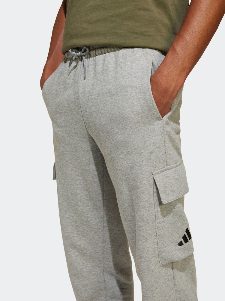 Grijs - adidas Small Logo Fleece Cargo Joggers - Image 4 of 6