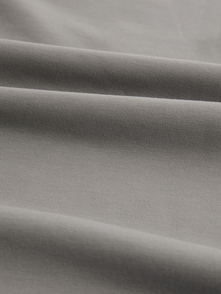 Reiss Flint Grey Bradley Interlock Jersey Crew Neck T-Shirt - Image 5 of 5