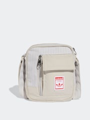 Gris - adidas Originals Wasbash Crossbody Bag - Imagen 1 de 5