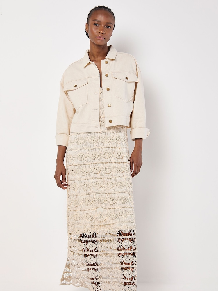 Apricot Cream 100% Cotton Boxy Bianca Denim Trucker Jacket - Image 2 of 5 Apricot Cream 100% Cotton Boxy Bianca Denim Trucker Jacket - Image 2 of 5
