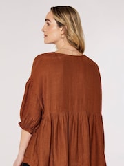 Apricot Red Textured Tier Top - Image 4 of 5