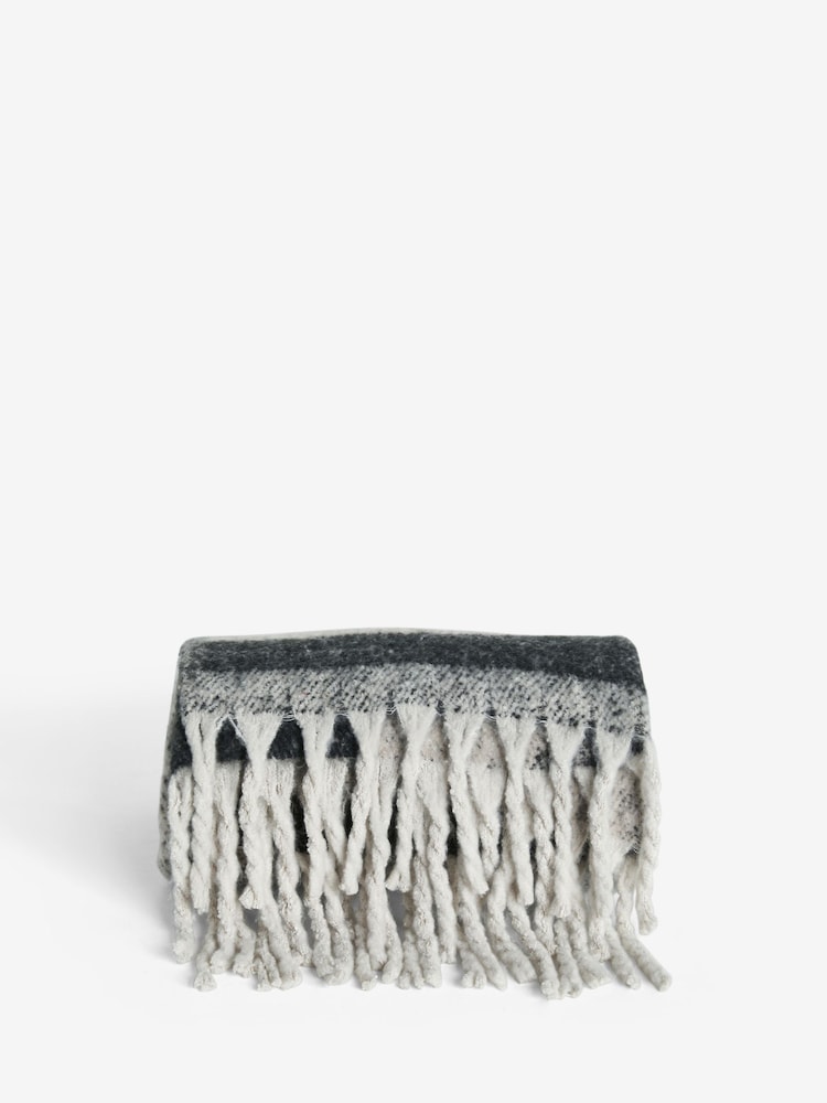 Beckett Abstract Cosy Throw - Изображение 5 из 5 Beckett Abstract Cosy Throw - Изображение 5 из 5