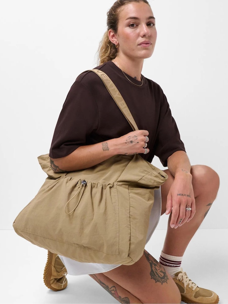 Sweaty Betty Nude Nylon Ruched Tote Bag - Image 2 of 6