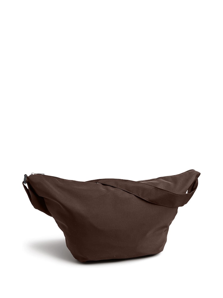 PIECES Brown Adjustable Cross-Body Bumbag - Image 2 of 2 PIECES Brown Adjustable Cross-Body Bumbag - Image 2 of 2