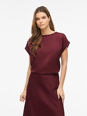 VILA Red Short Sleeve Satin and Jersey Top - Image 1 of 3