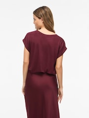 VILA Red Short Sleeve Satin and Jersey Top - Image 2 of 3