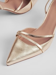 Metálico - Sapatos LK Bennett Madely com tira dupla para gatinhos - Imagem 3 de 4