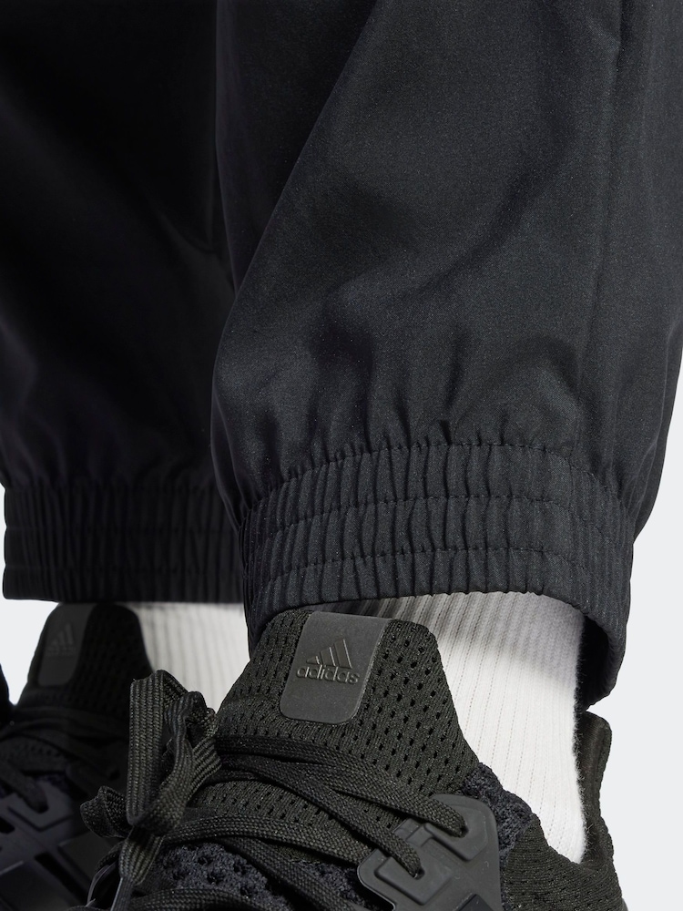 adidas Black Small Essentials Logo Cargo Joggers - Image 11 of 11