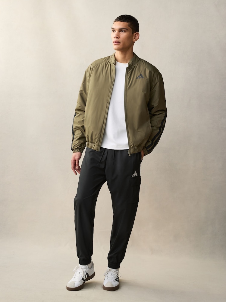 adidas Black Small Essentials Logo Cargo Joggers - Image 5 of 11