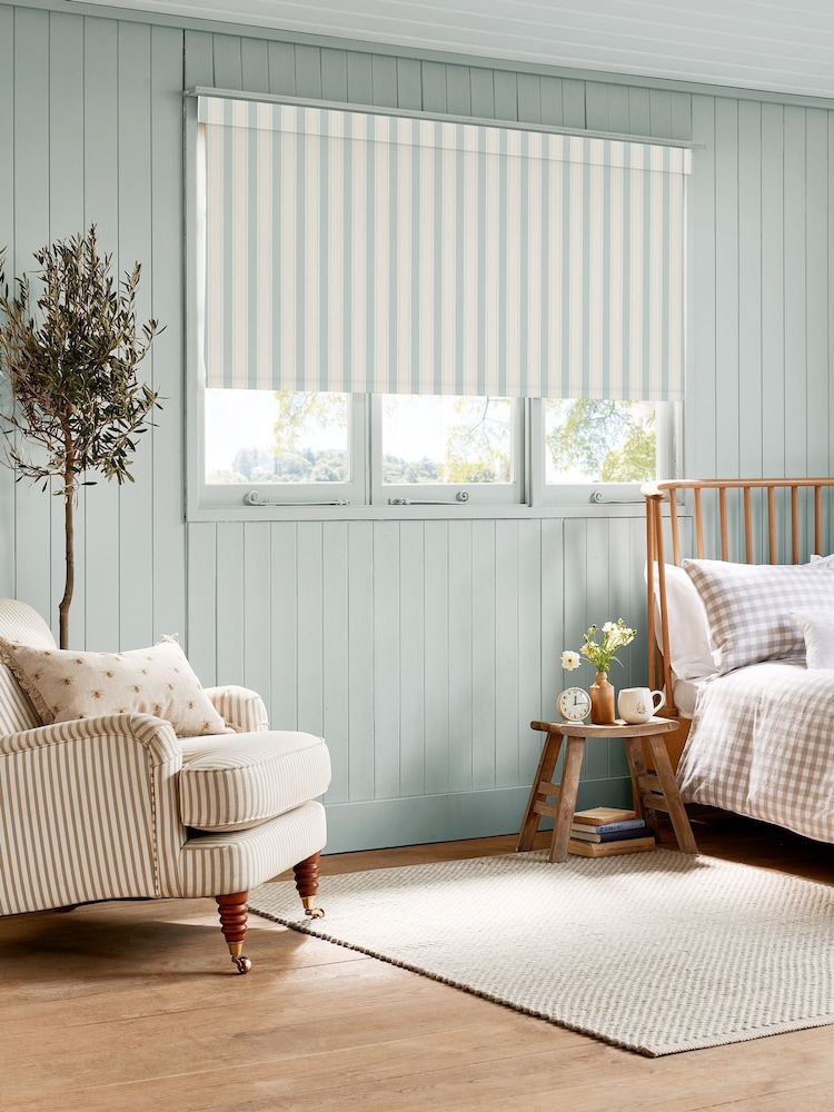 Sophie Allport Sea Blue Oundle Stripe Made To Measure Roller Blinds - Image 2 of 6 Sophie Allport Sea Blue Oundle Stripe Made To Measure Roller Blinds - Image 2 of 6