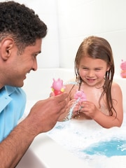 TOMY Toomies Peppa & Family Bath Squirters - Image 5 of 6