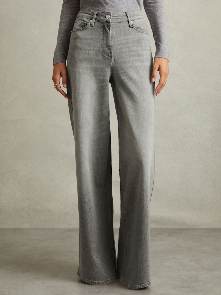 Reiss Crete Jeans mit weitem Bein - Bild 1 von 7 Reiss Crete Jeans mit weitem Bein - Bild 1 von 7