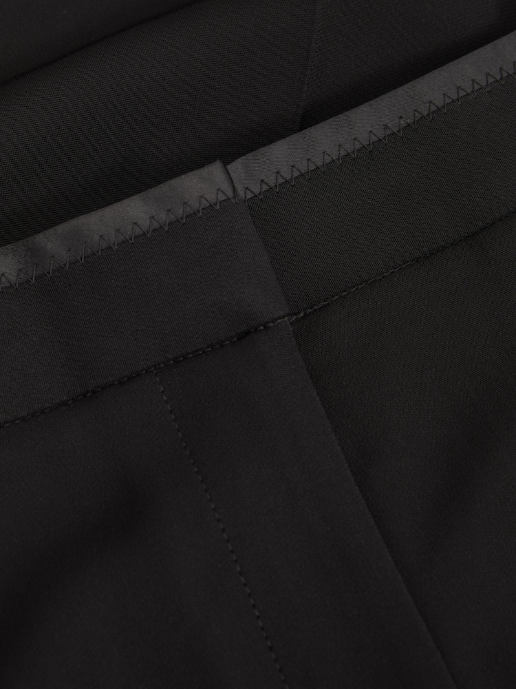 Reiss Black Lydia Double Pleat Wide Leg Tux Trousers - Image 6 of 6
