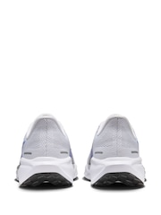 Nike White/Blue Pegasus 41 Road Running Trainers - Image 4 of 9